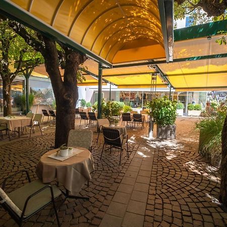 Hotel Schrofenstein Ландек Екстер'єр фото